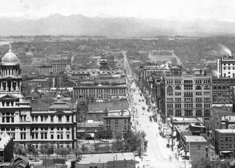 A black-and-white photo of 16th Street during the 1890s shows the old Arapahoe County courthouse and Kittredge Building.